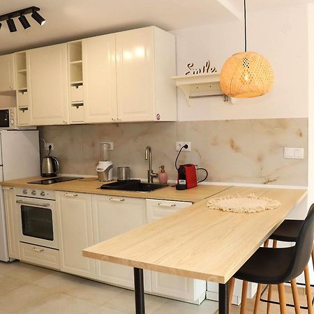 Sophie Studio - City Center Blagoevgrad Exteriör bild