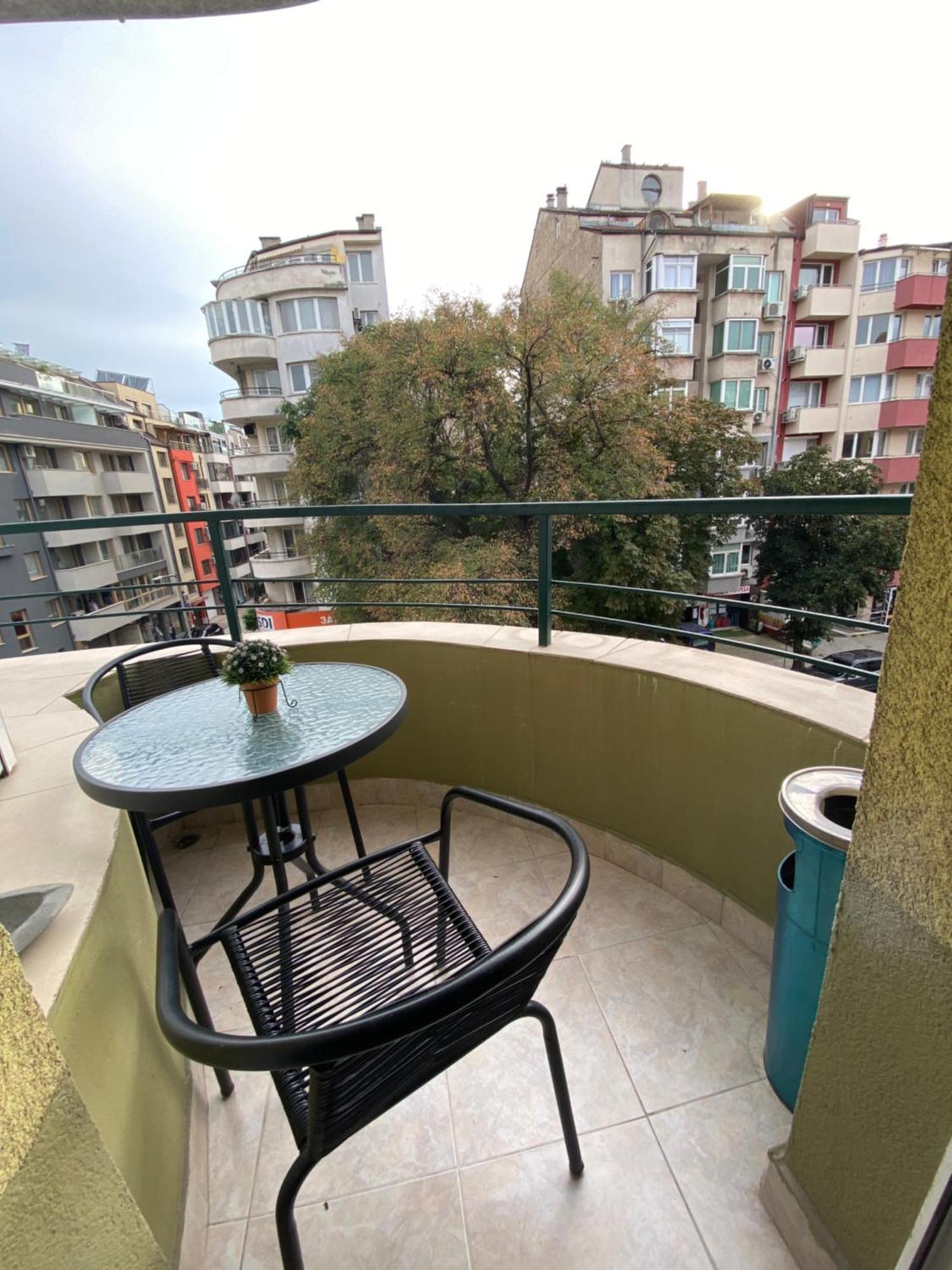Sophie Studio - City Center Blagoevgrad Exteriör bild